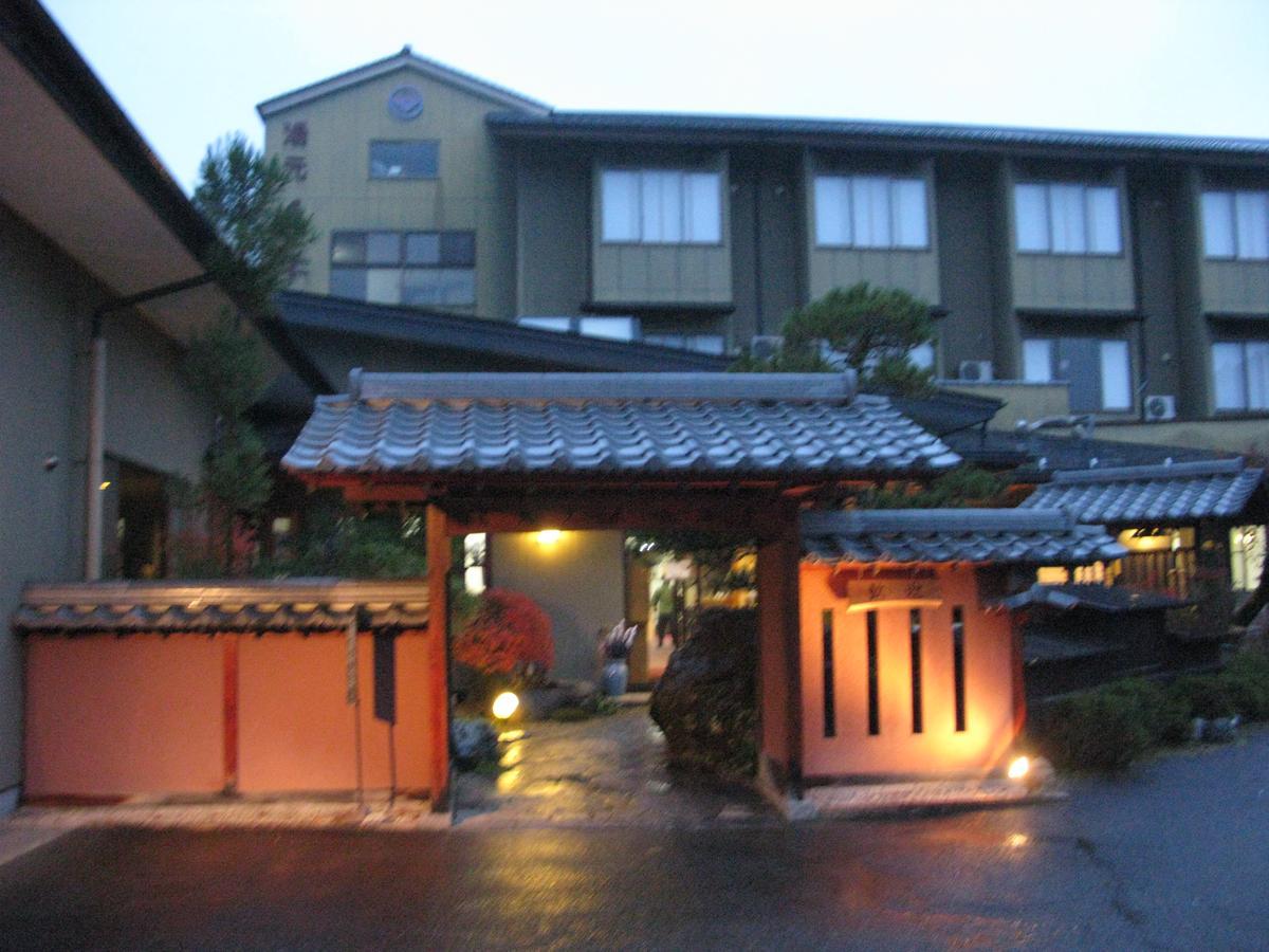 Отель Yumoto Kumegawa Onsen Иида Экстерьер фото